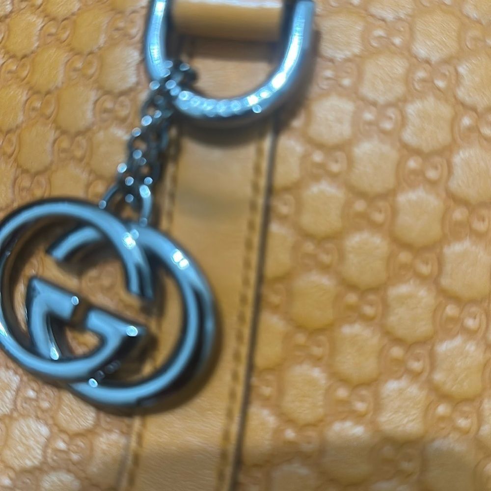 Gucci MicroGuccissima  - Picture 16 of 16